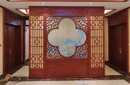 景县会所室内装修中式仿古实木屏风隔断展示
